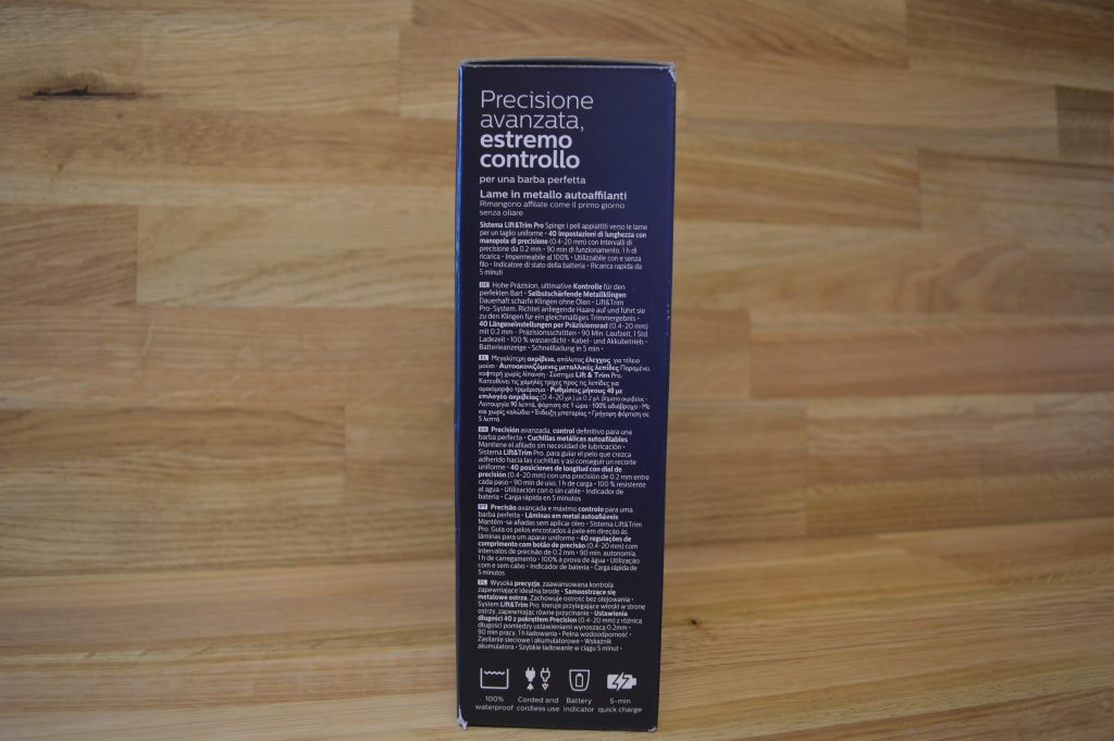 Philips BT5502-15 Bartschneider Verpackung Seitenansicht Rechts