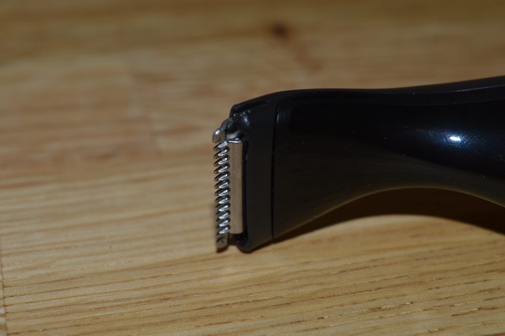 Philips MG1100-16 Multigroom Bartschneider Trimmer Detailansicht