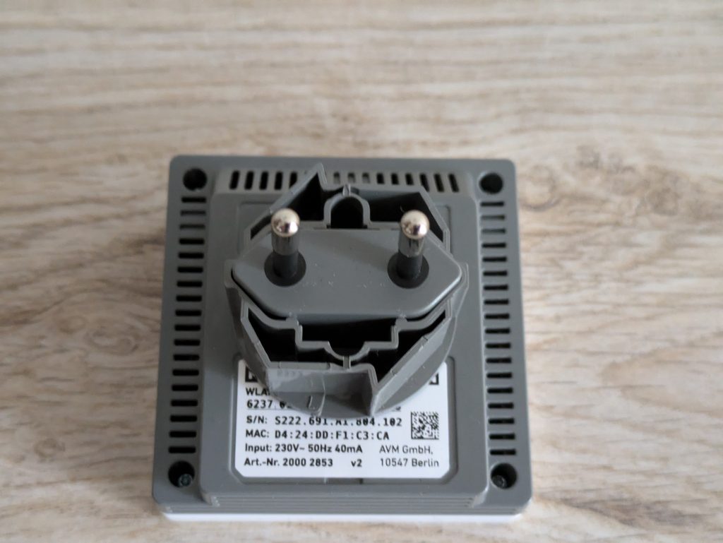 AVM FRITZ! 600 WLAN-Repeater von hinten