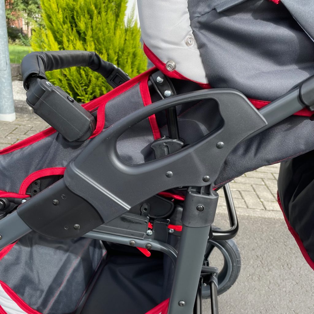 Bergsteiger Kinderwagen Babywagen Capri 3in1 Faltmechanismus
