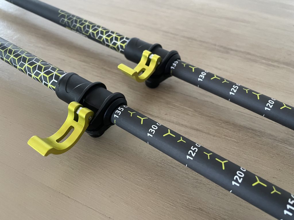 CAMP Backcountry Carbon 2.0 Wanderstöcke Nahaufnahme geöffnete Klemmen
