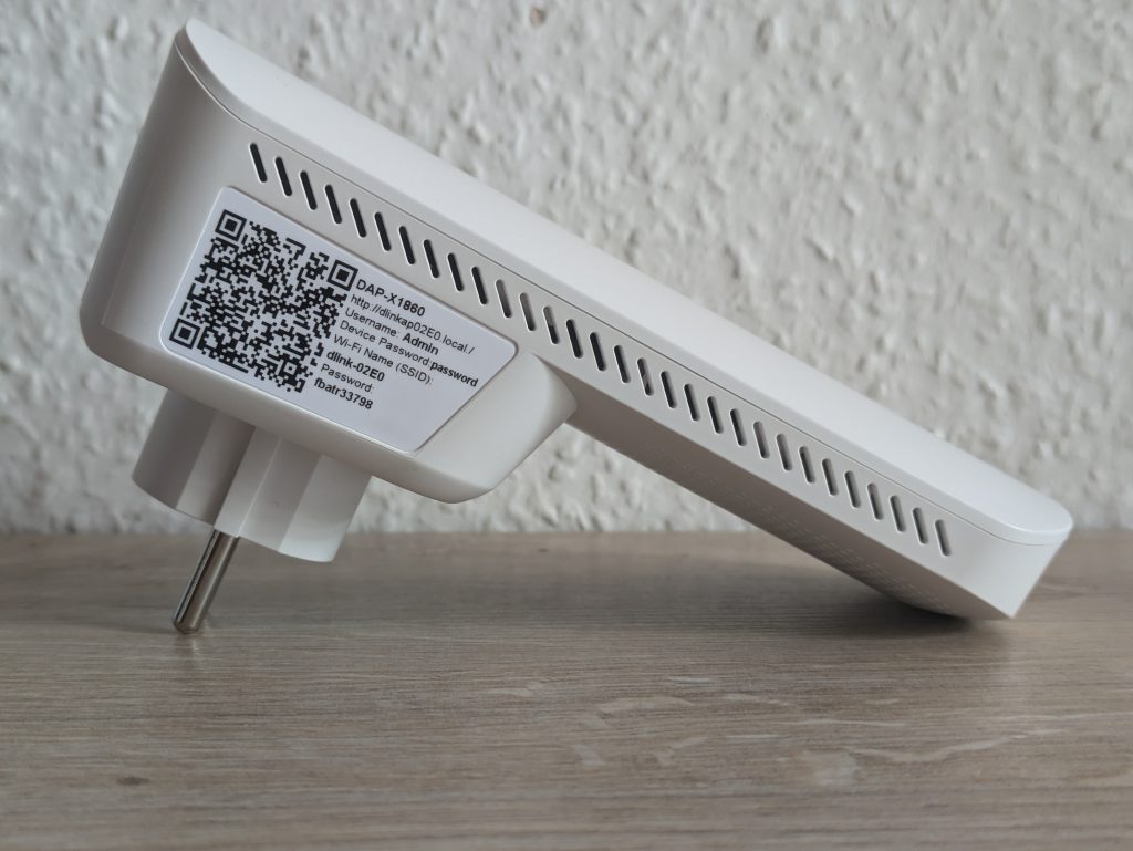 D-Link DAP-X1860 WLAN-Repeater von links