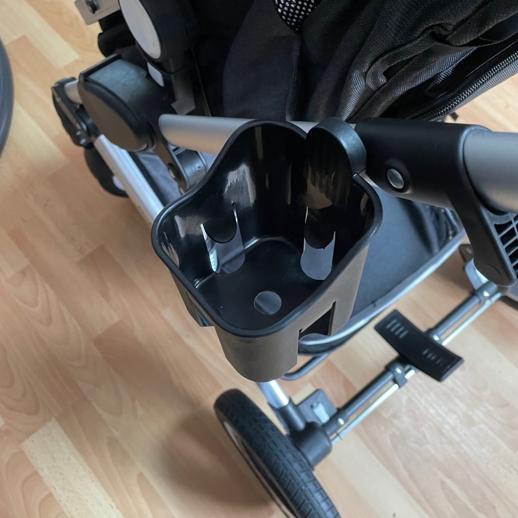 Daliya Bambino Kombikinderwagen Becherhalter