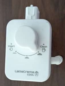 DeLonghi Rivelia EXAM441.55.GR Kaffeevollautomat Milchbehälter von oben