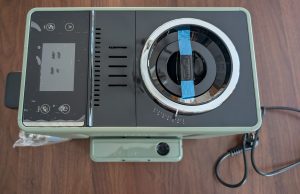 DeLonghi Rivelia EXAM441.55.GR Kaffeevollautomat von oben