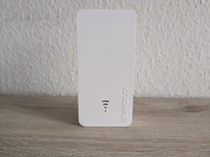 Devolo WiFi 6 3000 WLAN-Repeater von vorne