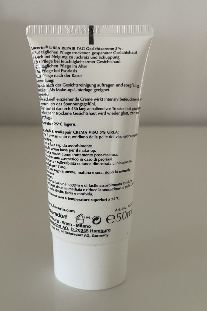 Eucerin Urea Repair Tag Gesichtscreme in der Tube von hinten