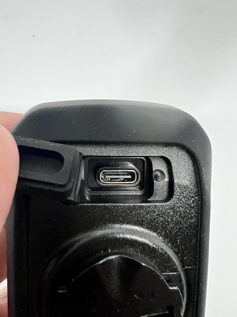 CYCPLUS M1 Fahrradcomputer Ladeport