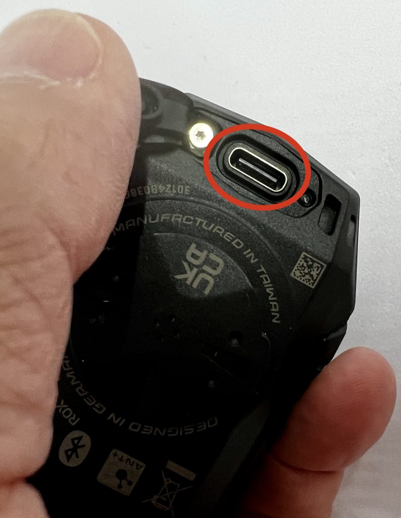 Sigma Sport ROX 11.1 Fahrradcomputer Ladeport