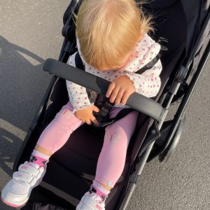 Joolz Day 5 Kombikinderwagen mit Kind