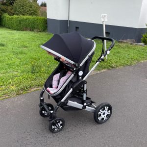KESSER® Loops 3 in 1 Kinderwagen in Aktion