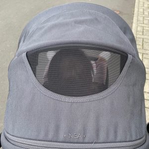 Kinderkraft NEA 2-in-1 Buggy Blick aufs Kind