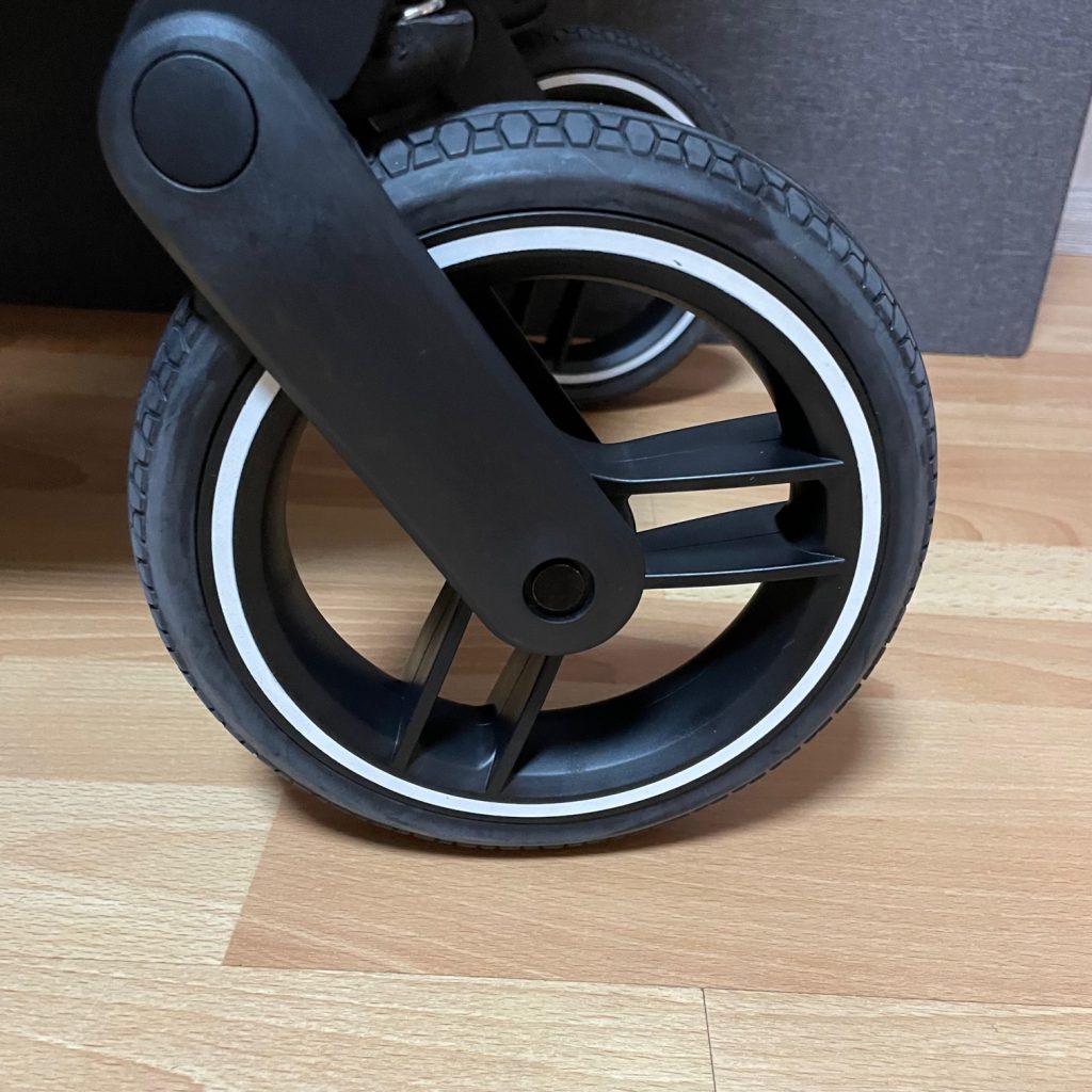 Kinderkraft NEA 2-in-1 Buggy Vorderrad