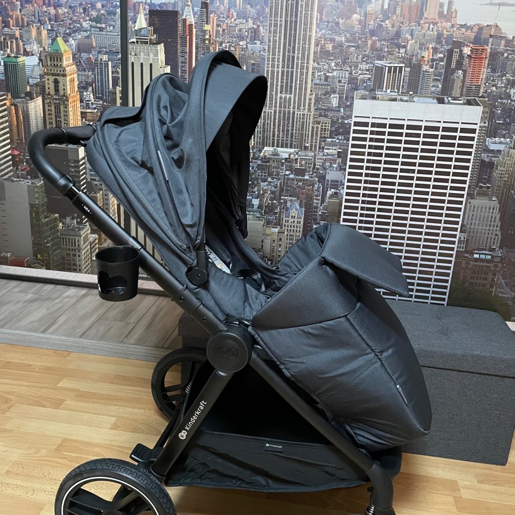 Kinderkraft NEA 2-in-1 Buggy seitlich