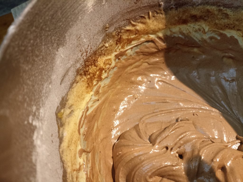 KitchenAid 5K45SSESL Küchenmaschine, Zutatenreste am Rand