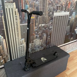 Land SurferPro Stunt-Scooter einsatzbereit