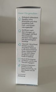 Lavera Naturkosmetik Basis Sensitiv Reichhaltige Feuchtigkeitscreme Verpackung von der Seite