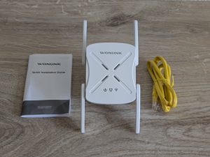 Lieferumfang des WONLINK WL-NE3602 WLAN-Repeaters