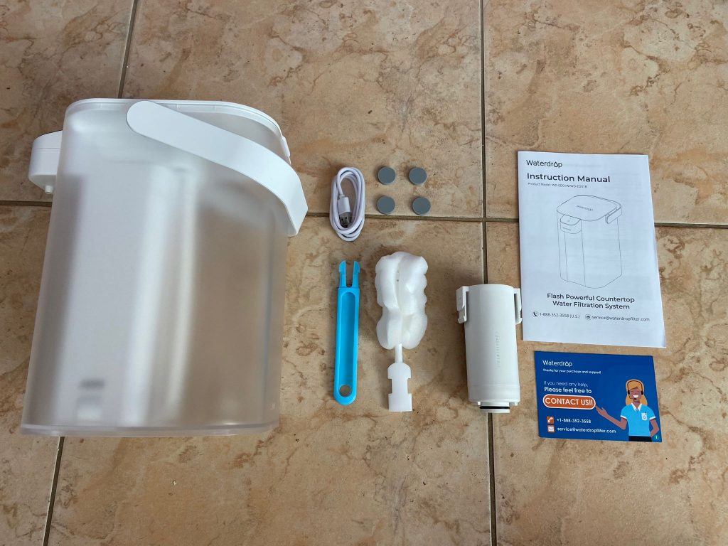 Lieferumfang des Waterdrop Instant Electric Wasserfilters
