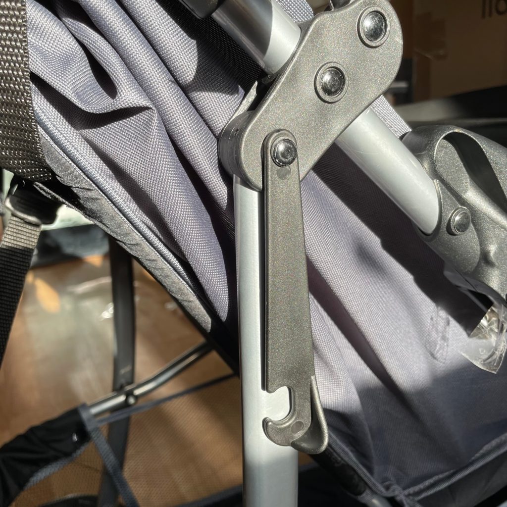 Lionelo Emma Plus Kinderwagen Sicherung