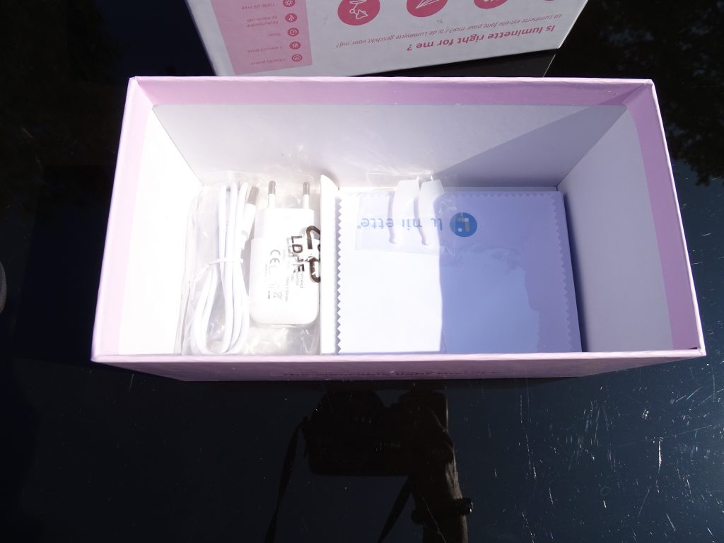 Luminette 3 Tageslichtbrille Inhalt unterer Karton