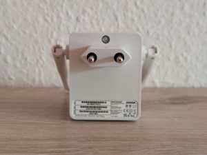 Netgear EX6120 WLAN-Repeater von hinten