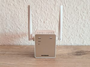 Netgear EX6120 WLAN-Repeater von vorne