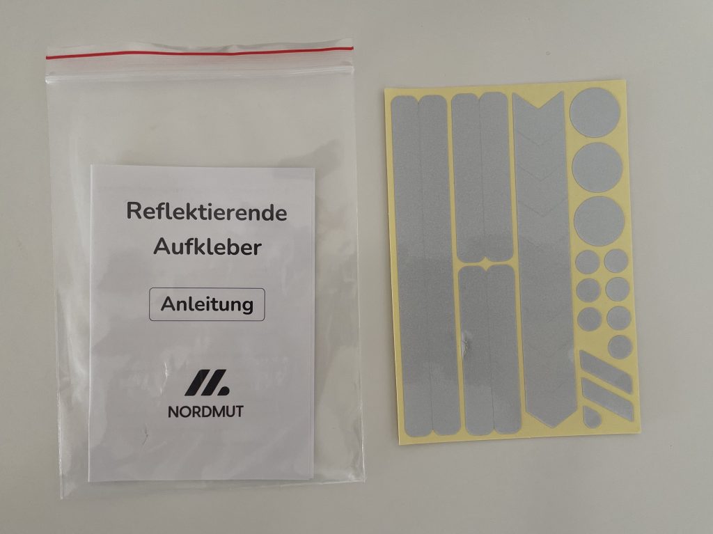 NORDMUT® Wanderstöcke reflektierende Aufkleber