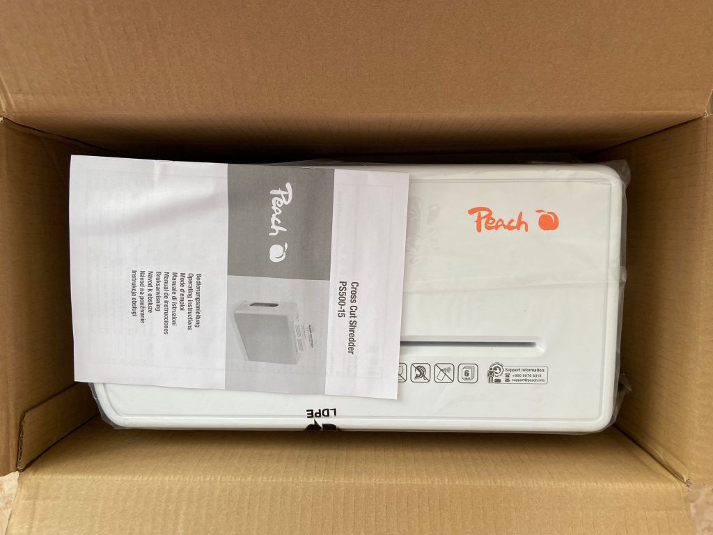 Peach PS500-15 Aktenvernichter in der Verpackung