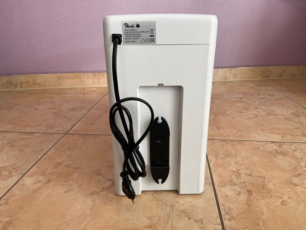 Peach PS500-15 Aktenvernichter von hinten