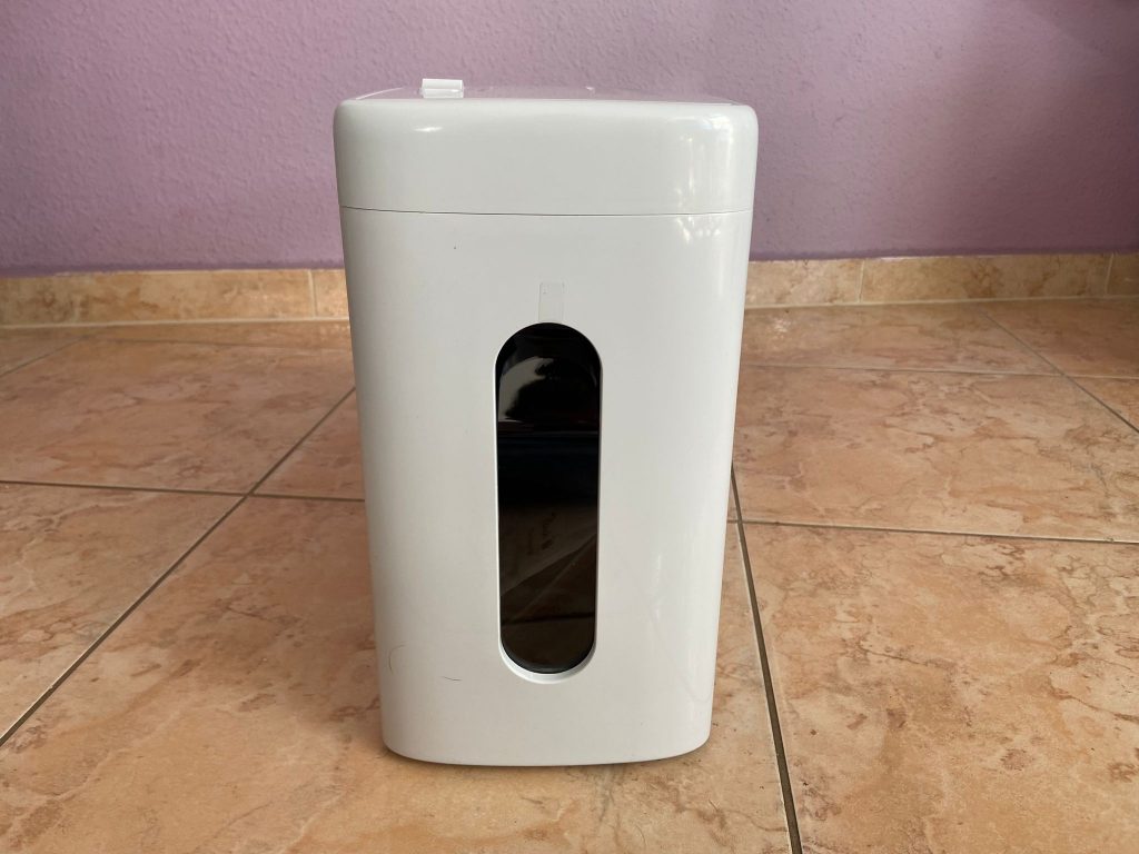 Peach PS500-15 Aktenvernichter von vorne