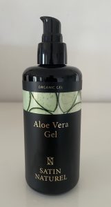Satin Naturel Aloe Vera Gel Gesichtscreme Pumpspender von vorne