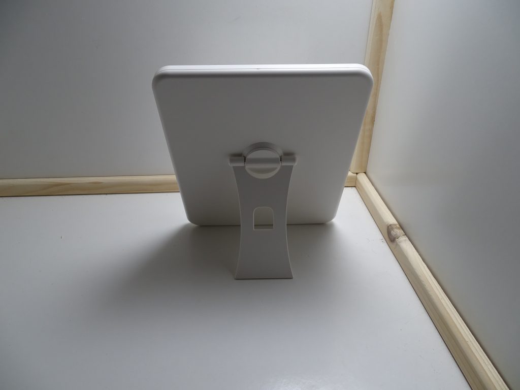 Sotipevs-Tageslichtlampe aufgestellt Rückseite