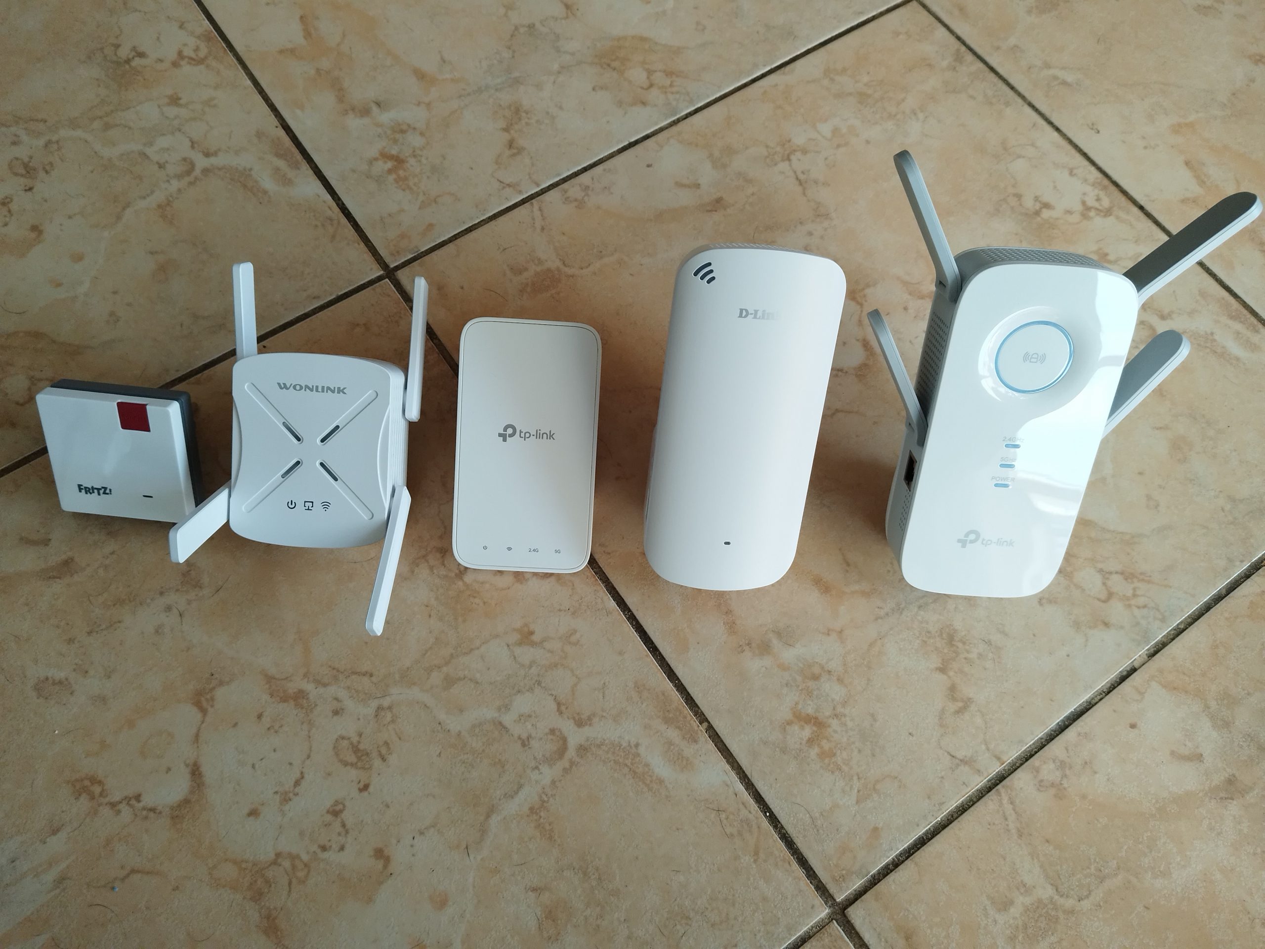 WLAN-Repeater in verschiedenen Größen