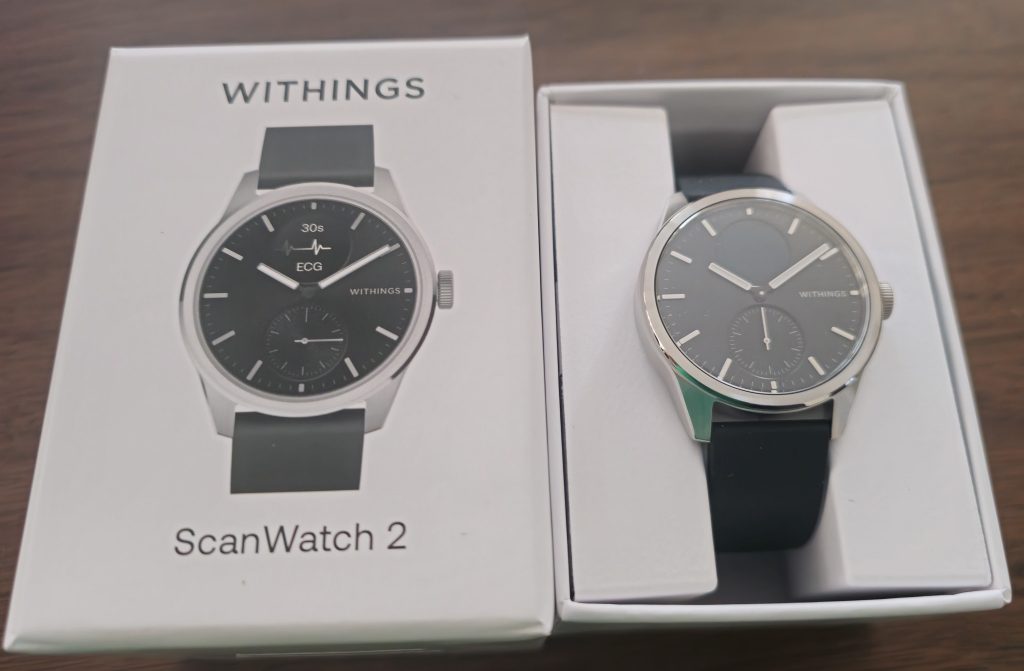 Withings ScanWatch 2 Smartwatch in geöffneter Verpackung