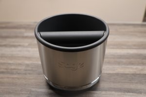 Sage Oracle Jet Siebträgermaschine Ausklopfer
