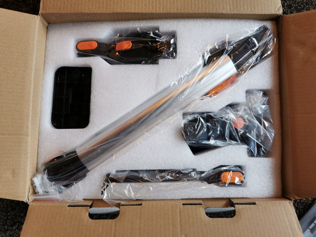 Inse S600 Akku-Staubsauger in der Verpackung 2