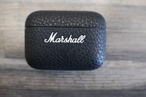 Marshall Motif II In-Ear-Kopfhörer Ladecase