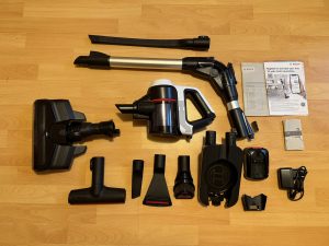 Bosch Unlimited 7 BSS711W Akku-Staubsauger ausgepackt 2