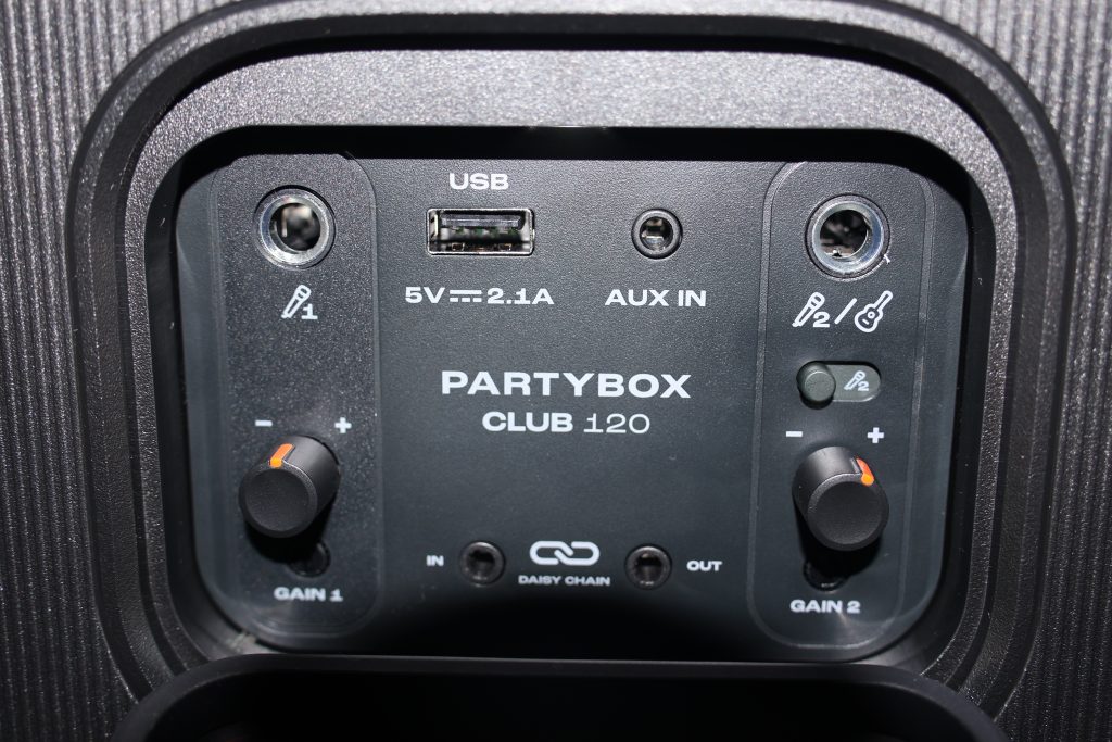 JBL Partybox Club 120 Bluetooth-Lautsprecher Anschlüsse