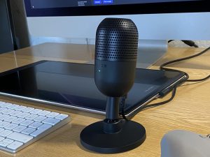Razer Seiren V3 Mini Mikrofon im Einsatz