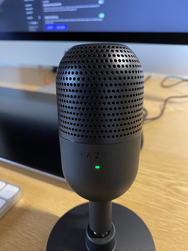 Razer Seiren V3 Mini Mikrofon aktiv