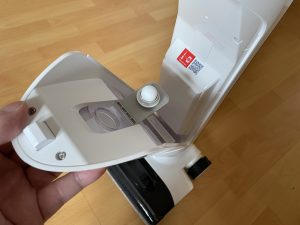 Roborock Flexi Pro Akku-Staubsauger Detail Wasserbehälter