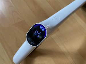 Roborock Flexi Pro Akku-Staubsauger Detail Bedientasten und Display