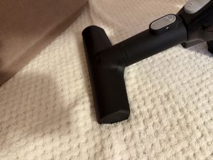 Bosch Unlimited 7 BSS711W Akku-Staubsauger Saugen mit Polserdüse