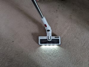 Severin HV 7166 Akku-Staubsauger beim Saugen