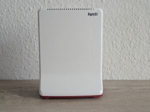 AVM FRITZ!Repeater 6000 WLAN-Repeater von Rechts