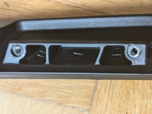 Armlehnen des KLIM K300 Bürostuhls von unten