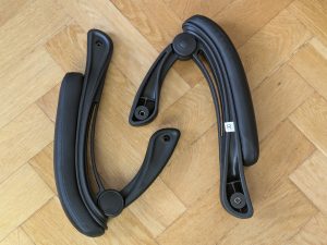 Armlehnen des SONGMICS OBG71B Bürostuhls