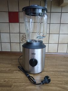 Braun Household PowerBlend 3 JB 3272 Standmixer, Motorbasis und großer Mixerbehälter